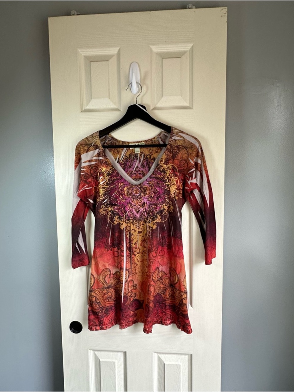 V-Neck Floral Medallion Tunic Top - Red Multi